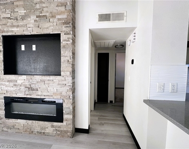 328 Linn Lane - Photo Thumbnail 9