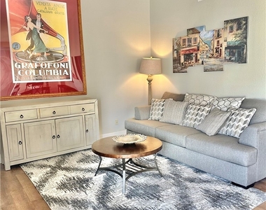 2716 Lodestone Drive - Photo Thumbnail 13