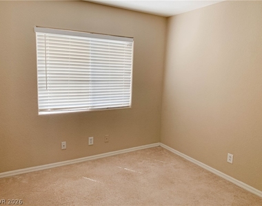 4765 Crakow Court - Photo Thumbnail 23