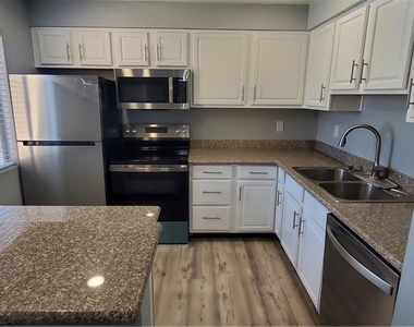 5080 Indian River Drive - Photo Thumbnail 9