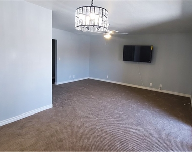 5080 Indian River Drive - Photo Thumbnail 8