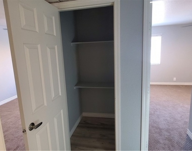 5080 Indian River Drive - Photo Thumbnail 21