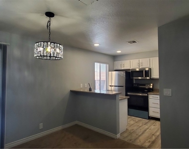 5080 Indian River Drive - Photo Thumbnail 7