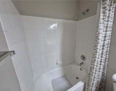 2053 Quarry Ridge Street - Photo Thumbnail 14