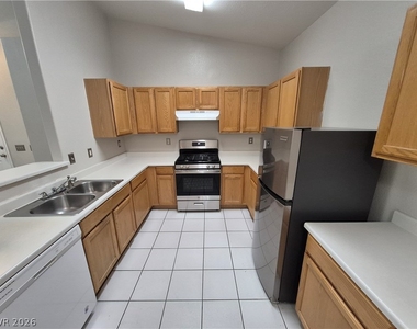 2053 Quarry Ridge Street - Photo Thumbnail 16