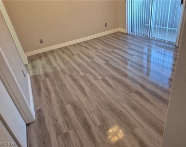 2053 Quarry Ridge Street - Photo Thumbnail 10