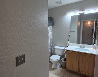 2053 Quarry Ridge Street - Photo Thumbnail 13
