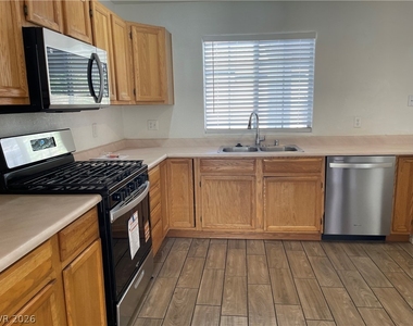 5217 Cheetah Court - Photo Thumbnail 5