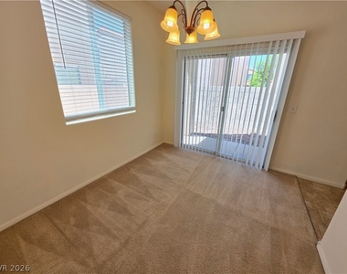 1330 Willow Village Avenue - Photo Thumbnail 8