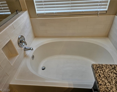 1513 Calle Montery Street - Photo Thumbnail 18