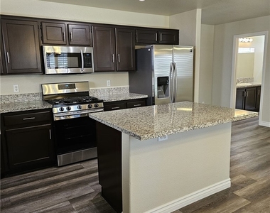 1513 Calle Montery Street - Photo Thumbnail 7