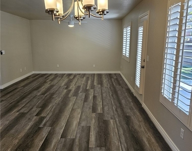 1513 Calle Montery Street - Photo Thumbnail 11
