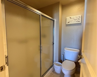 210 E Flamingo Road - Photo Thumbnail 11