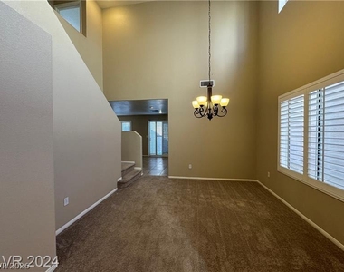 5671 Merced Street - Photo Thumbnail 4