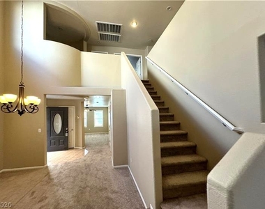 5671 Merced Street - Photo Thumbnail 2