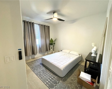 9901 Trailwood Drive - Photo Thumbnail 21