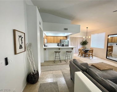 9901 Trailwood Drive - Photo Thumbnail 3