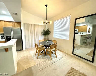 9901 Trailwood Drive - Photo Thumbnail 6