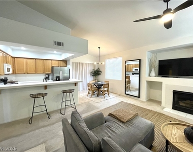 9901 Trailwood Drive - Photo Thumbnail 10