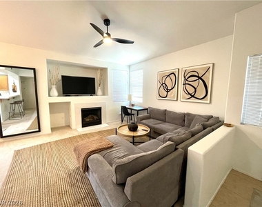 9901 Trailwood Drive - Photo Thumbnail 12