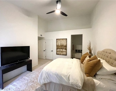 9901 Trailwood Drive - Photo Thumbnail 14