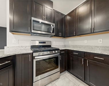 7960 Jaspence Street - Photo Thumbnail 3