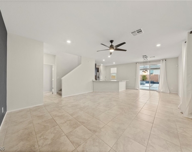 7960 Jaspence Street - Photo Thumbnail 4
