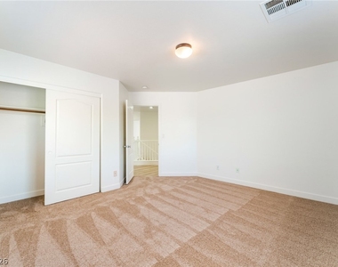 8240 Calico Wind Street - Photo Thumbnail 22