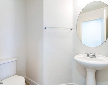 8240 Calico Wind Street - Photo Thumbnail 12