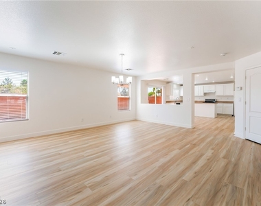 8240 Calico Wind Street - Photo Thumbnail 4