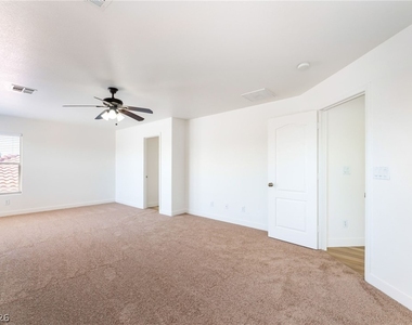 8240 Calico Wind Street - Photo Thumbnail 17