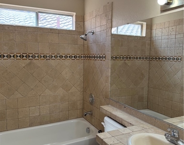 852 Celebration Drive - Photo Thumbnail 37