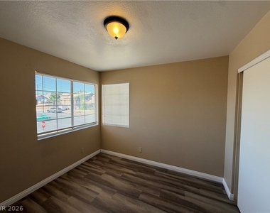 852 Celebration Drive - Photo Thumbnail 41