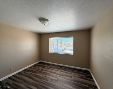 852 Celebration Drive - Photo Thumbnail 34
