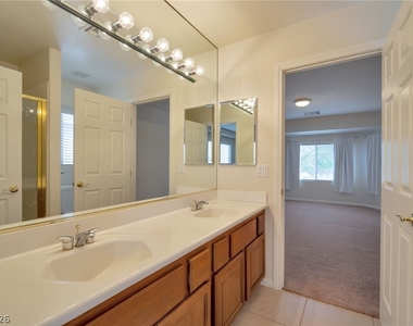 4127 Abernethy Forest Place - Photo Thumbnail 49