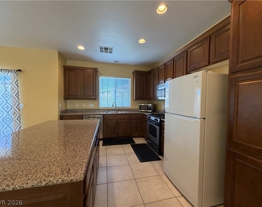 10811 Ackers Drive - Photo Thumbnail 10