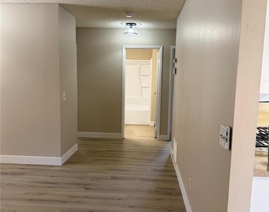 6673 W Tropicana Avenue - Photo Thumbnail 9