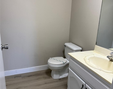 6673 W Tropicana Avenue - Photo Thumbnail 8