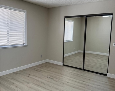 6673 W Tropicana Avenue - Photo Thumbnail 7