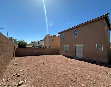 6386 Pronghorn Ridge Avenue - Photo Thumbnail 7