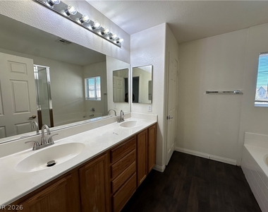 6386 Pronghorn Ridge Avenue - Photo Thumbnail 11