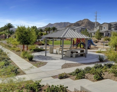 10772 Paget Court - Photo Thumbnail 42