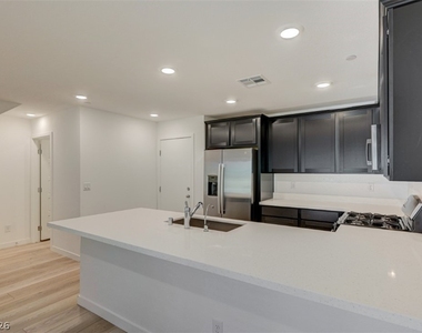 10772 Paget Court - Photo Thumbnail 12
