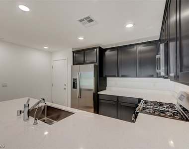 10772 Paget Court - Photo Thumbnail 11