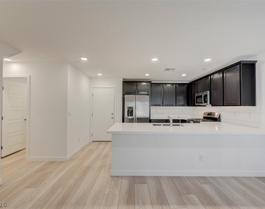 10772 Paget Court - Photo Thumbnail 7
