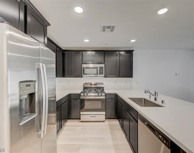 10772 Paget Court - Photo Thumbnail 9