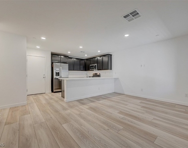 10772 Paget Court - Photo Thumbnail 3