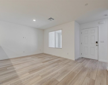 10772 Paget Court - Photo Thumbnail 4