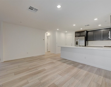 10772 Paget Court - Photo Thumbnail 6