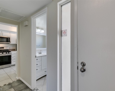 784 Anne Lane - Photo Thumbnail 34